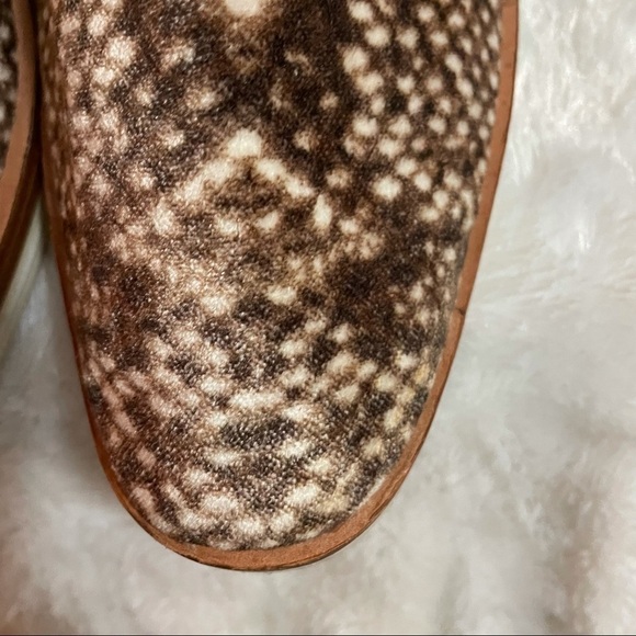 Free People Snakeskin Velvet Loafers Size 41 - Picture 5 of 12